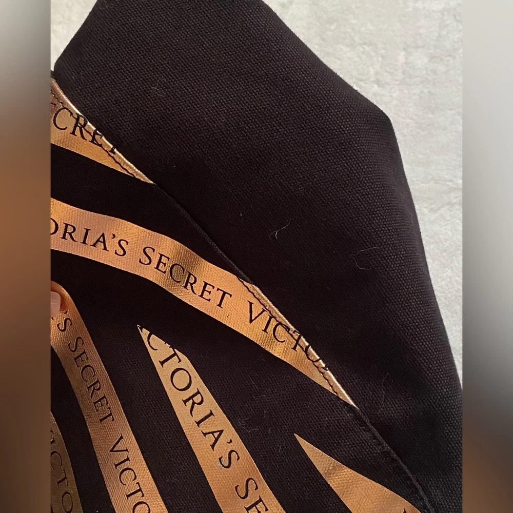 Victoria Secret bag 💼 - Picture 6 of 14
